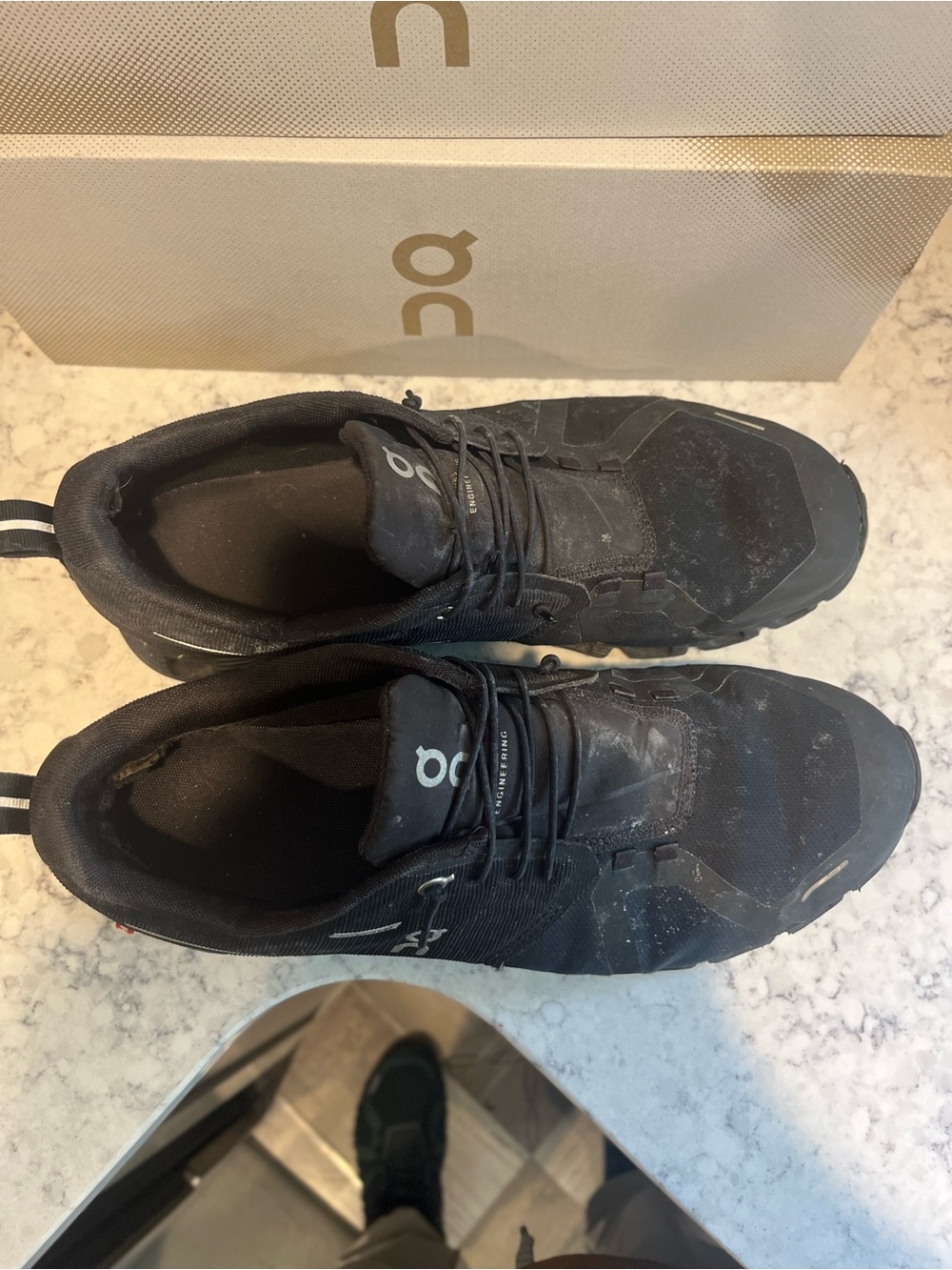 On Running Men’s On Cloud 5 Waterproof Size 11 Black / Black - Picture 7 of 13